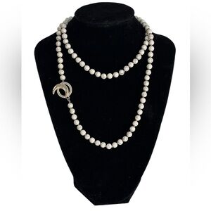 True devotions 31” howlite bead necklace natural pink Quartz teardrop pendant.